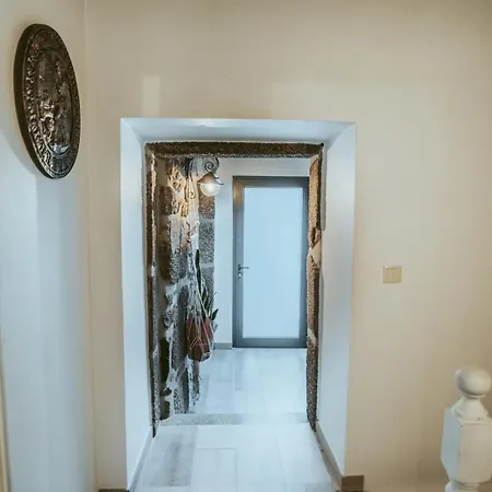 Casa Do Rio, 4890